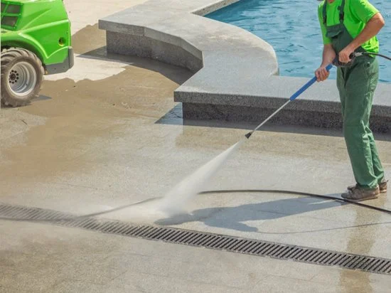 Pool Deck Cleaning project example by Lillarians Contractor