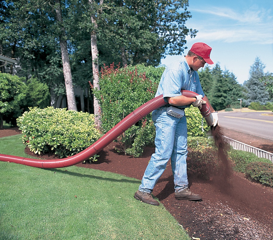 Mulch Delivery project example by Lillarians Contractor